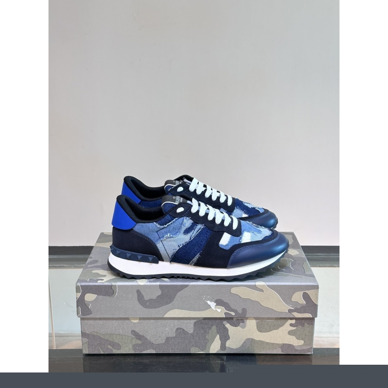 Valentino Sneakers